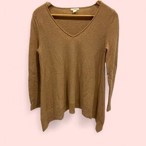 Soft cozy camel tan wool cashmere blend v-neck hankerchef hem sweater Caslon